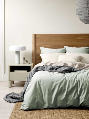 Aura Halo organic bed linen