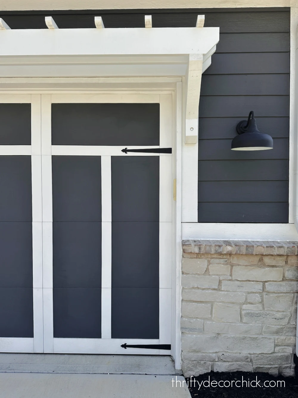 Craftsman garage door details